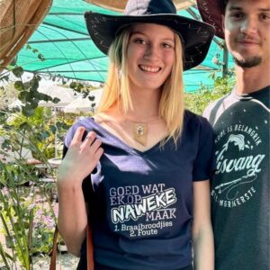Ladies V-neck T-shirt | Naweke | Navy or Black